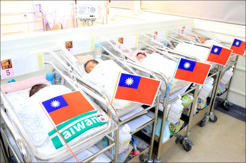 最新數據揭曉了！台灣人「不想生」躍居全球第1