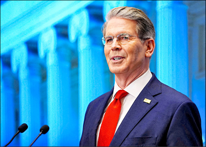 Fed利率不變 美財長重申強勢美元