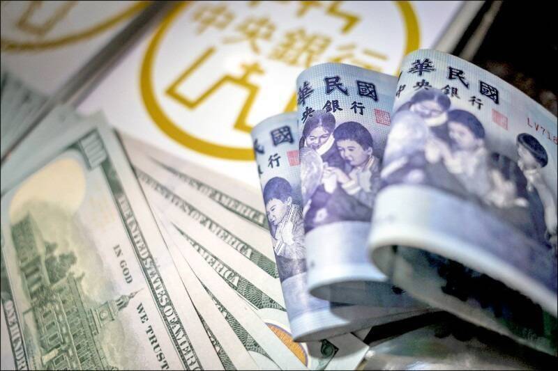 外匯存底美元、美債比重偏高遭質疑   央行提三理由說明必要性