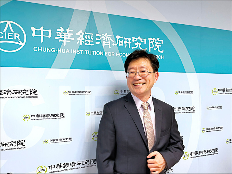 對美擴大增購油氣 中經院長：可行且助於台灣能源安全