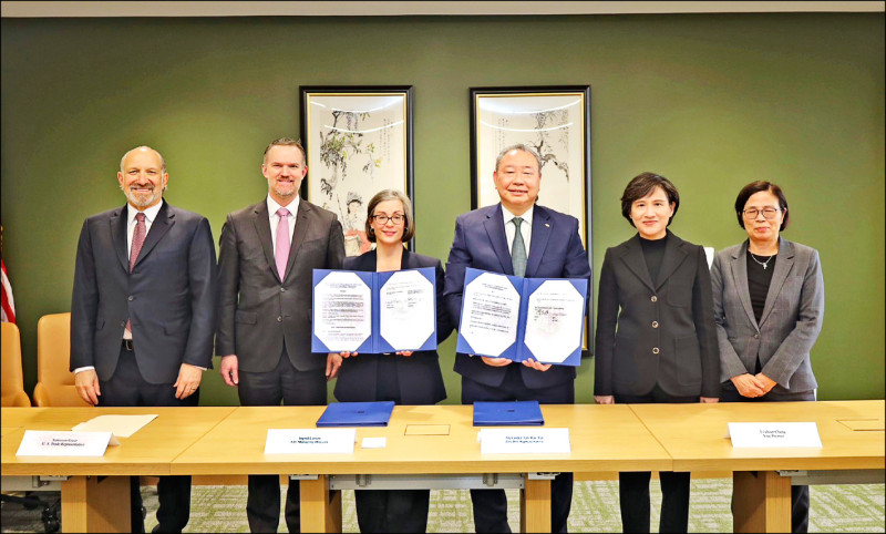 台美簽署ART》一度要求我國會通過後才生效 鄭麗君：美信任台灣同意先降稅