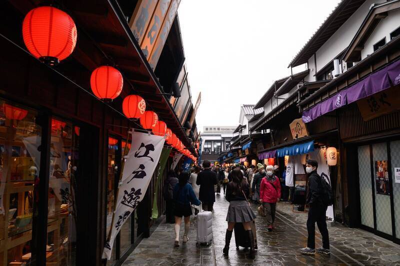 中國人春節旅遊大洗牌 ! 日本減5成、泰國衝第一、「這國」悶聲進帳百億