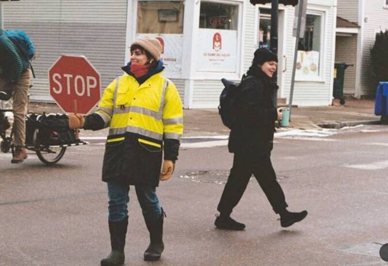 交通安全員「寫下」副業奇蹟！每月賺達50萬元