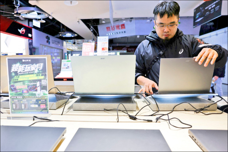 2月PMI連5月上揚 寫4年最快增幅