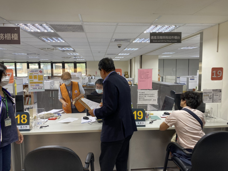 他贈與兒子2000張股票 這個原因被補稅157萬