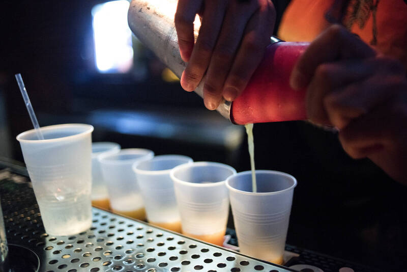 科技人被裁也不怕！她靠「月賺16萬副業」撐起家 用1台車翻身