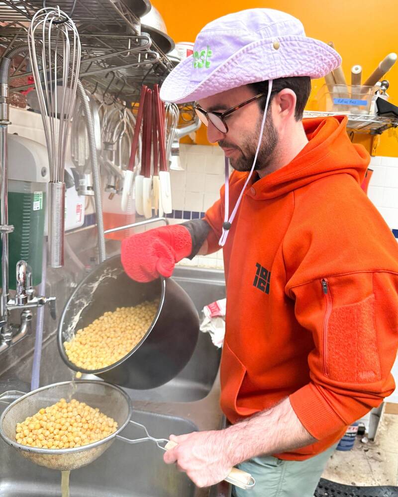 副業怎麼開始？28歲男從宿舍低成本創業 首週營收就破11萬元