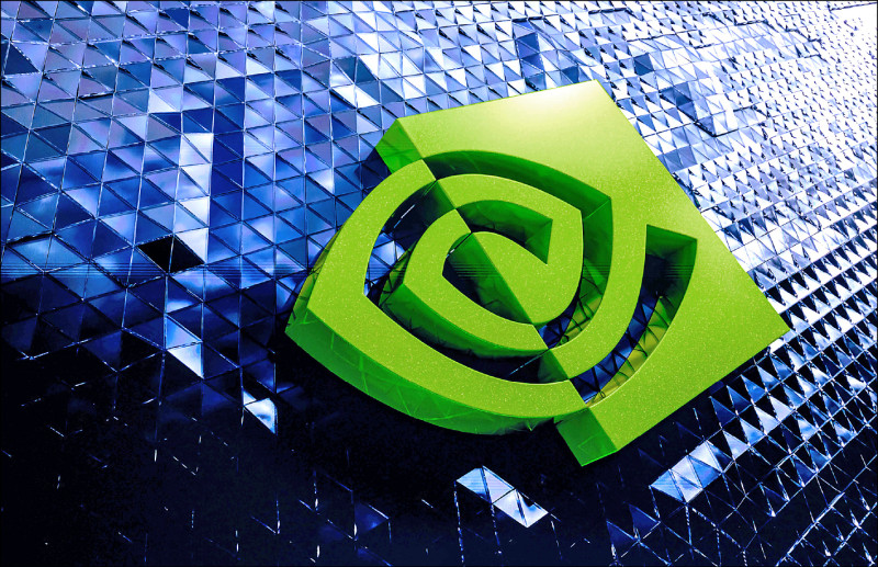 輝達股價創新高 市值重返5兆美元