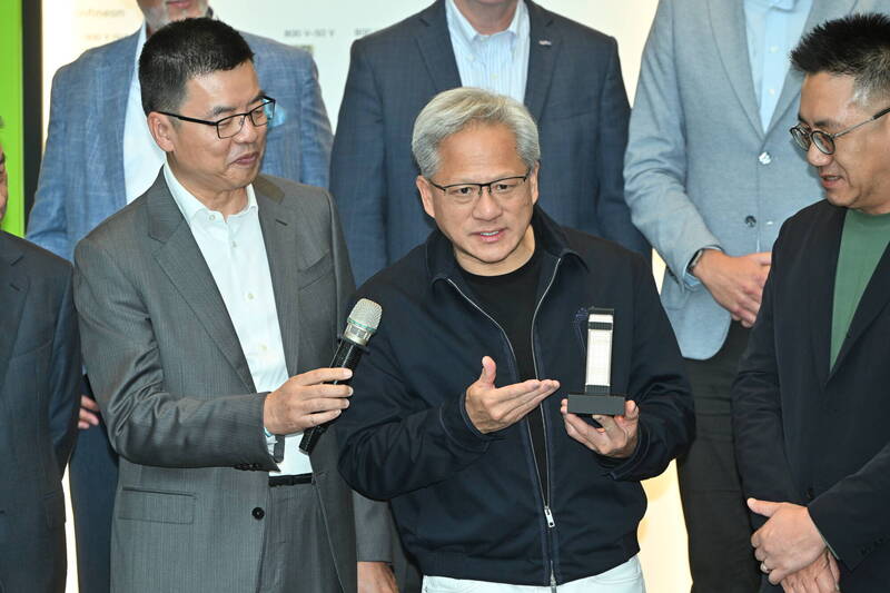 黃仁勳預告：下半年會很忙  明年更會忙到不可思議