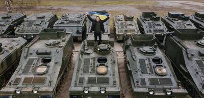 軍情動態》一起買戰車 烏克蘭民眾眾籌百輛蠍式輕型戰車