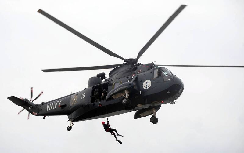 巴基斯坦海軍直升機墜毀 3機組員罹難