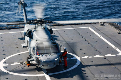 三軍直升機可起降玉山軍艦？ 海軍：因為這些原因 僅海軍可以