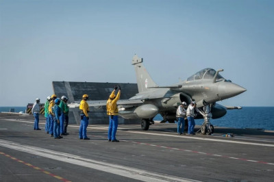 強化航艦空中戰力 印度擬入手「暴風影」飛彈