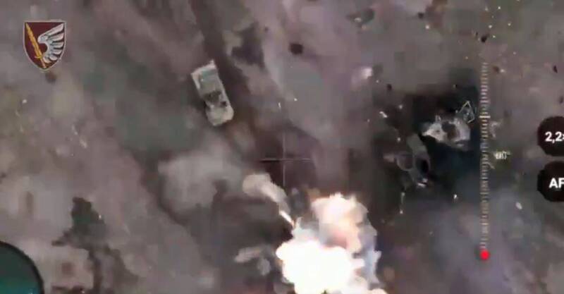 俄軍對新赫利夫卡發動攻勢 慘遭烏軍擊毀多輛軍備