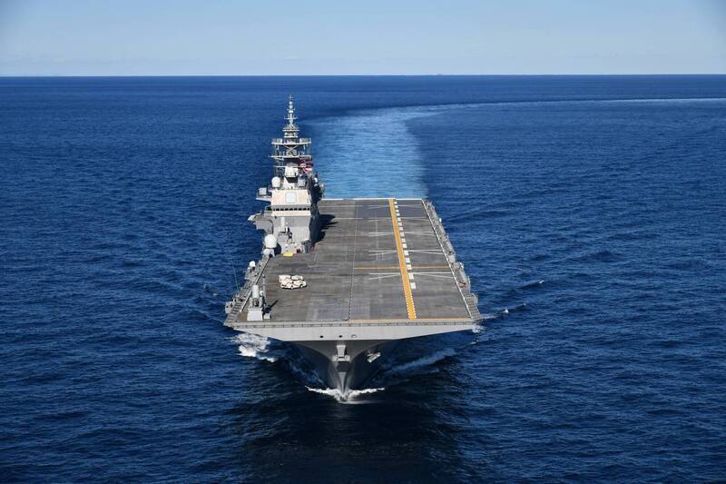 劍指中國 ！日本首度出動兩艘「準航艦」遠征印太