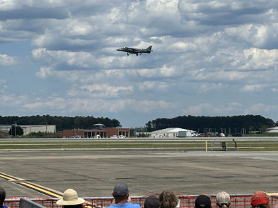 再見了「獵鷹」 美軍AV-8B攻擊機最後一次公開飛行表演