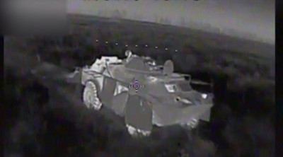 烏克蘭精準夜襲！ FPV無人機摧毀俄軍BRDM-2裝甲車