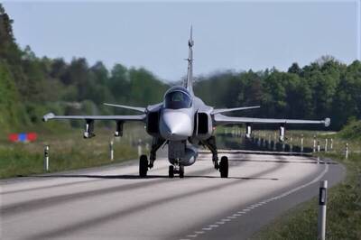 泰國汰換老舊軍機 擬採購瑞典JAS勾喙獸戰鬥機