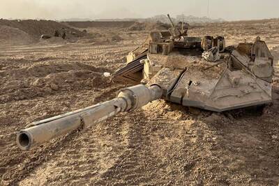 號稱最安全的戰車...梅卡瓦IV慘被地雷轟成兩半、砲塔噴飛