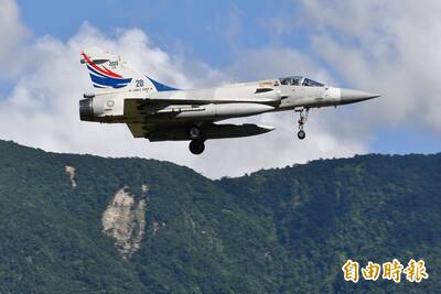 空軍6架幻象2000戰機移駐清泉崗  因應戰訓調整、敵情威脅