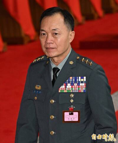 呂坤修升上將接任陸軍司令  鍾樹明上將調任國防部軍備副部長