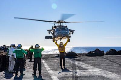 我國海軍渴求多時 美軍MH-60R直升機首度在中東擊落胡塞無人機