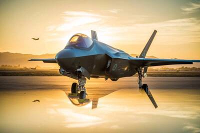 「肥閃」全球愛 F-35戰機飛行總時數突破100萬小時