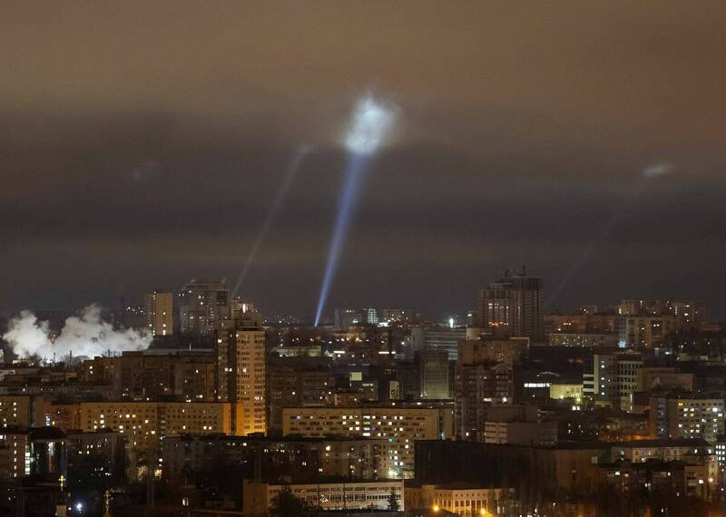 澤倫斯基怒了！ 美俄領導人剛結束通電  俄軍大規模夜襲烏克蘭