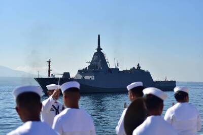 日、菲軍事合作創新猷 海自「能代號」護衛艦首訪蘇比克灣
