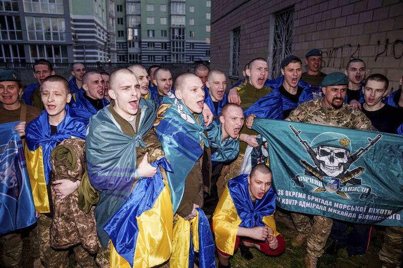 烏俄交換逾500名戰俘 創烏俄戰爭3年以來最大規模