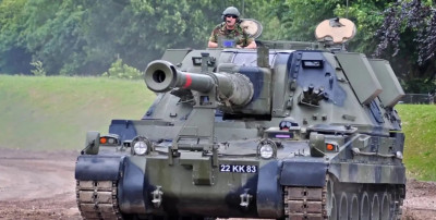 提前除役援烏抗俄 英國AS-90自走砲全數移交烏克蘭