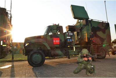 汰換超齡PSTAR系統 中科院「鷹眼」雷達配刺針飛彈強化野戰防空