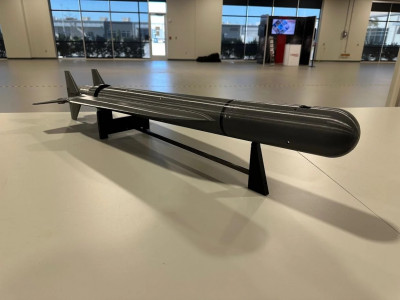 美新創發表「地獄犬」噴射攻擊無人機 強調高速與低成本優勢