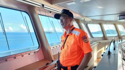 國家優先！前雲林艦長倪志忠應對中國「聯合利劍」缺席女兒畢典