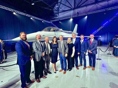 空軍今年接幾架F-16 BLK70新機？ 李慶然：10架以上「樂觀其成」