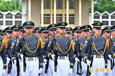 陸官101周年校慶登場 陸軍司令呂坤修提AI、無人機勉勵跟上潮流