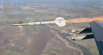 F-16對決Kh-101飛彈 烏空軍公布實戰畫面曝超視距攔截戰果