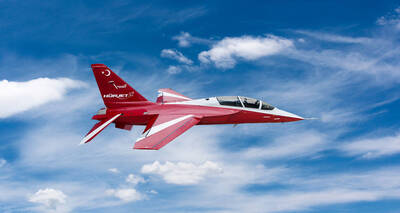 「噴射自由鳥」外銷首單 西班牙擬買45架土國H&uuml;rjet教練機