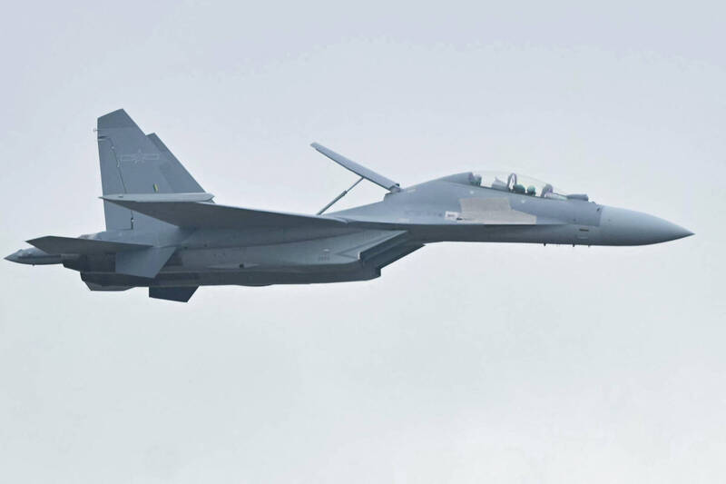 共軍兵推首曝涉墨西哥古巴模擬衝突 網友諷自嗨