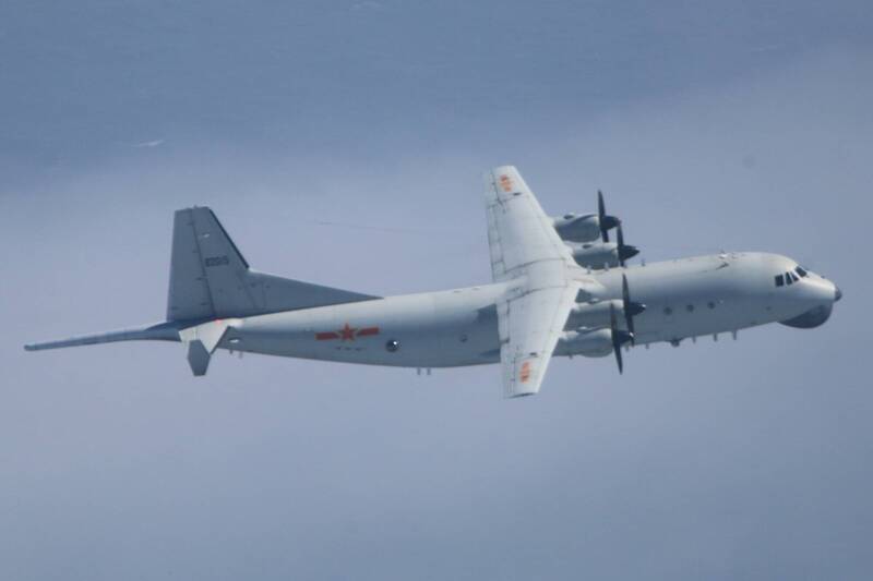 共機頻襲擾挨嗆「選輸隔壁老王」 愛國機師廣播酸度破表