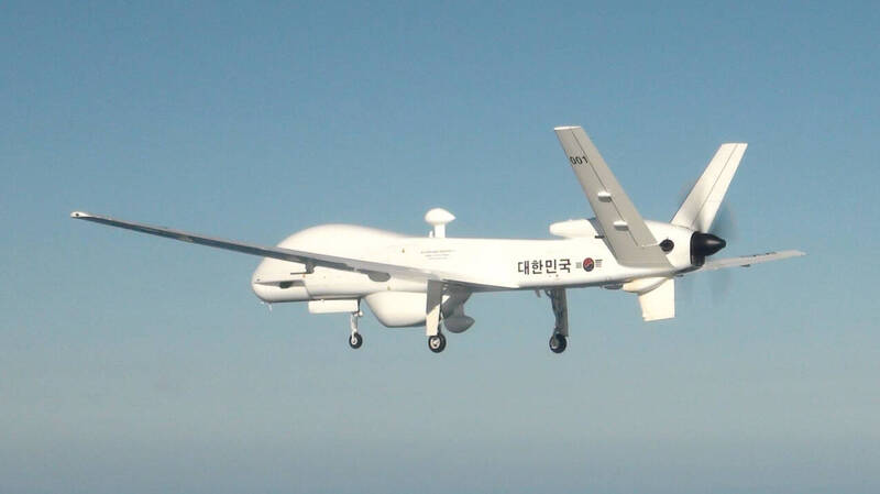 探測距離達100公里！南韓自研中高空無人偵察機 首架完工出廠