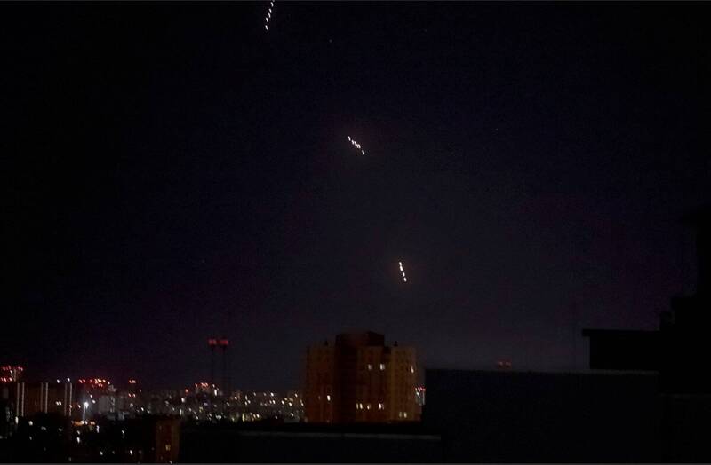 俄軍動用極音速飛彈「榛果樹」  分導式彈頭轟炸瞬間曝光