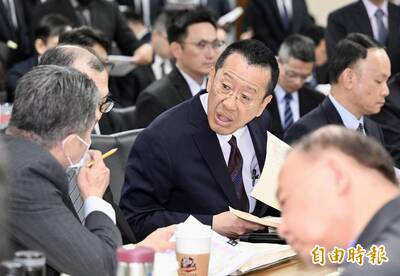 顧立雄：海鯤號陸續進行測試 不會設定交艦時間