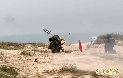 國軍標槍飛彈「頂攻」影片一次看！ 專打戰甲車脆弱頂部「開罐頭」