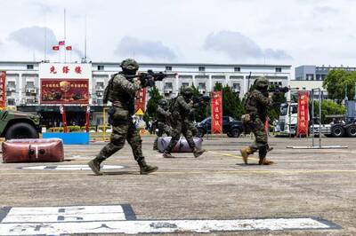 海軍陸戰隊成軍79週年隊慶  李春政中將：永遠秉持「三不怕」精神