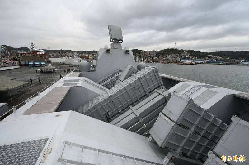 富江軍艦未來將與塔江軍艦一樣，將搭載4具雙聯裝（8枚）雄二反艦飛彈與2具雙聯裝（4枚）雄三反艦飛彈，共計12枚的強大反艦火力。（資料照）