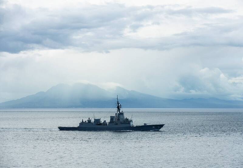 隸屬澳洲皇家海軍的荷巴特級（Hobart-class）飛彈驅逐艦「布里斯本號」（HMAS Brisbane, DDG-41）。（澳洲聯合作戰司令部官方推特）