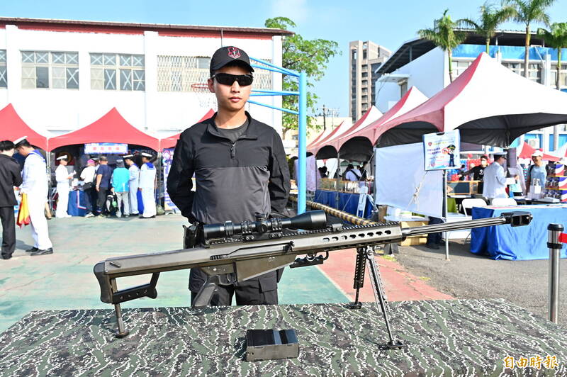 M82A1反物資重型狙擊槍。（記者李惠洲攝）