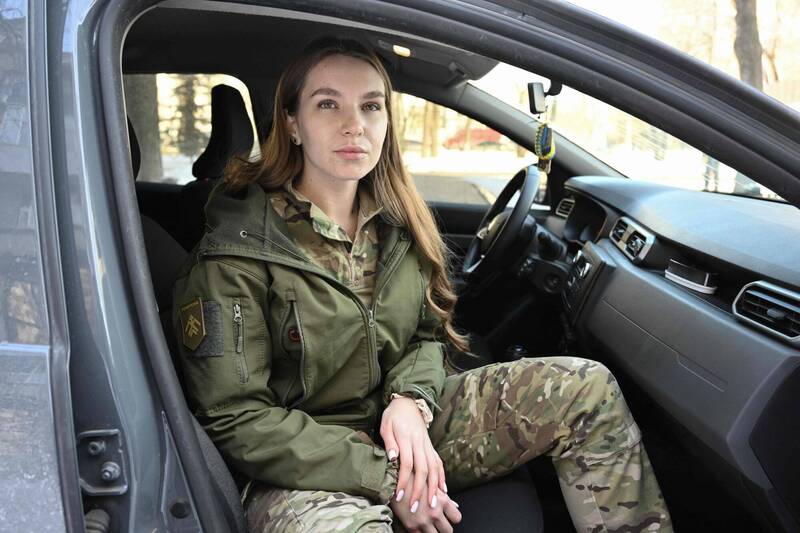 烏克蘭「哈提亞」（Khartia）旅21歲女兵瑪麗亞（Maria）。（法新社）