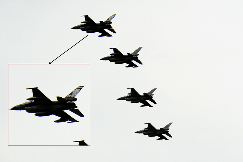 2017年9月，我空軍駐美21中隊派遣彩繪機在內的4架F-16戰機，參與美國空軍官校家庭懇親日活動並實施編隊衝場的情形。（美軍DVIDS網站；本報製圖）